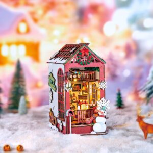 Alternative view of Storm Time Store | Christmas Indoor Scene
