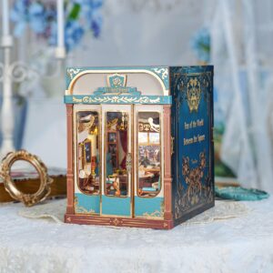 Alternative view of Storm Time Store | European Travels