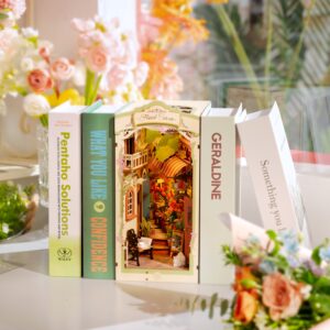 Alternative view of Storm Time Store | Floral Corner w/ Dust Cover