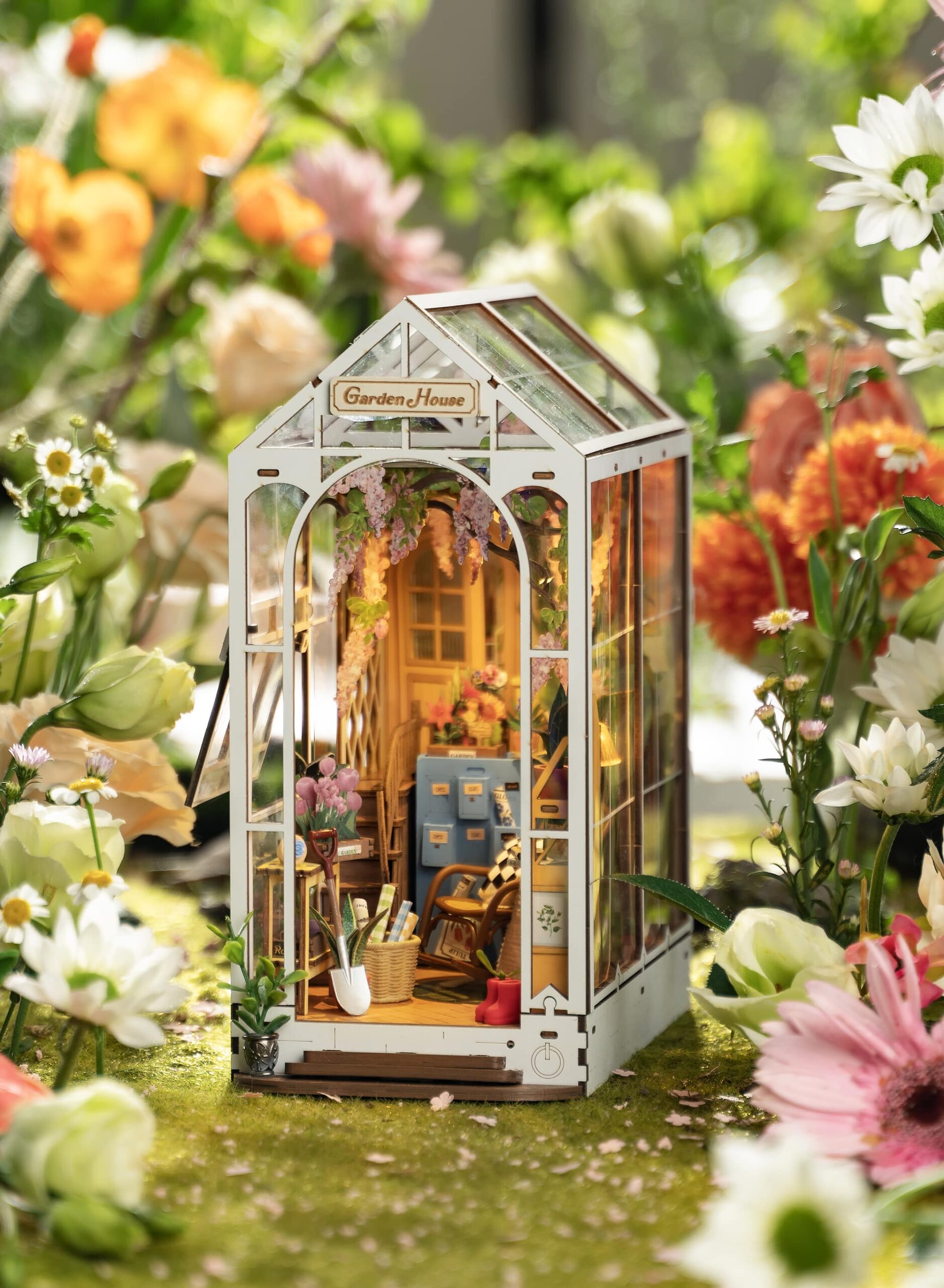 Storm Time Store | Garden House - Image 9