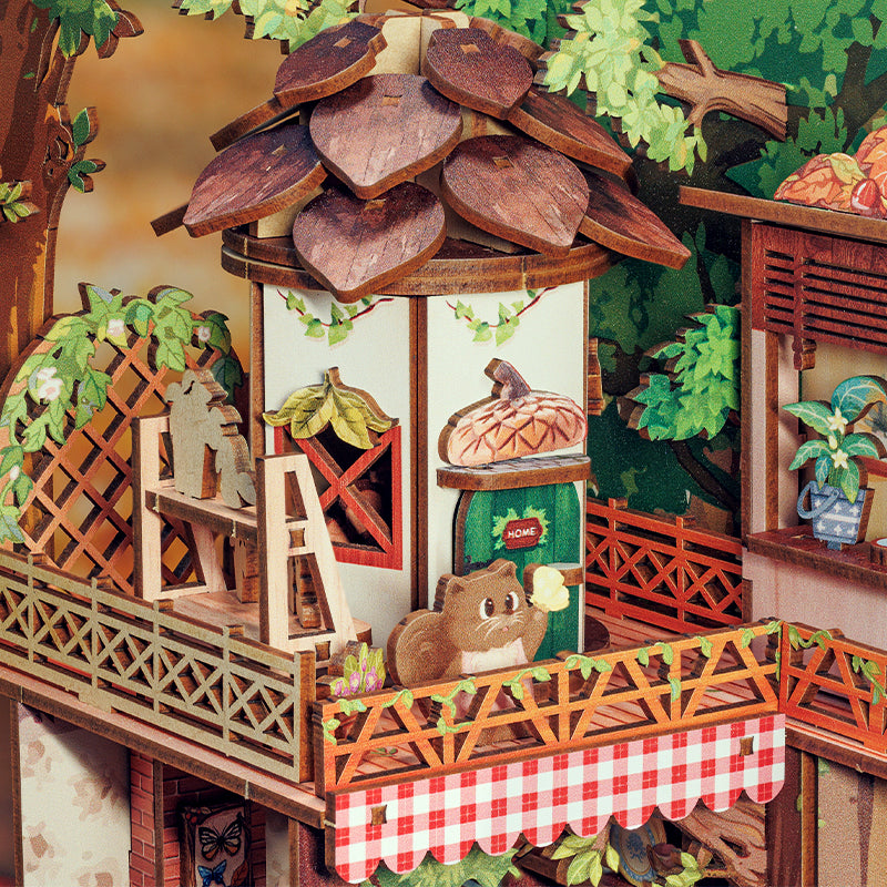 Storm Time Store | Squirrel Collector w/ Dust Cover - Image 5