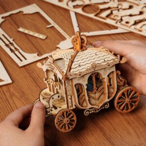 Alternative view of Storm Time Store | Carriage