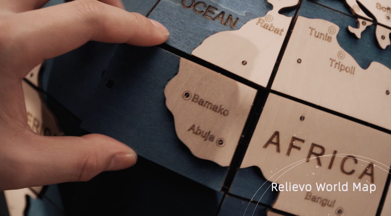 Storm Time Store | Globe Earth Model - Image 7